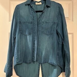 Bella Dahl Blue Chambray Denim Button-Up Shirt
